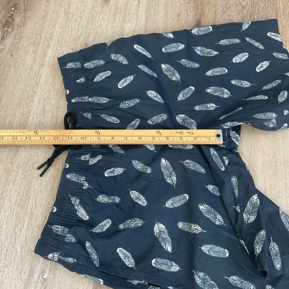 Goodthreads - Drawstring Elastic Waist Swim Trunks - Blue - Men’s Size Medium - Picture 9 of 10